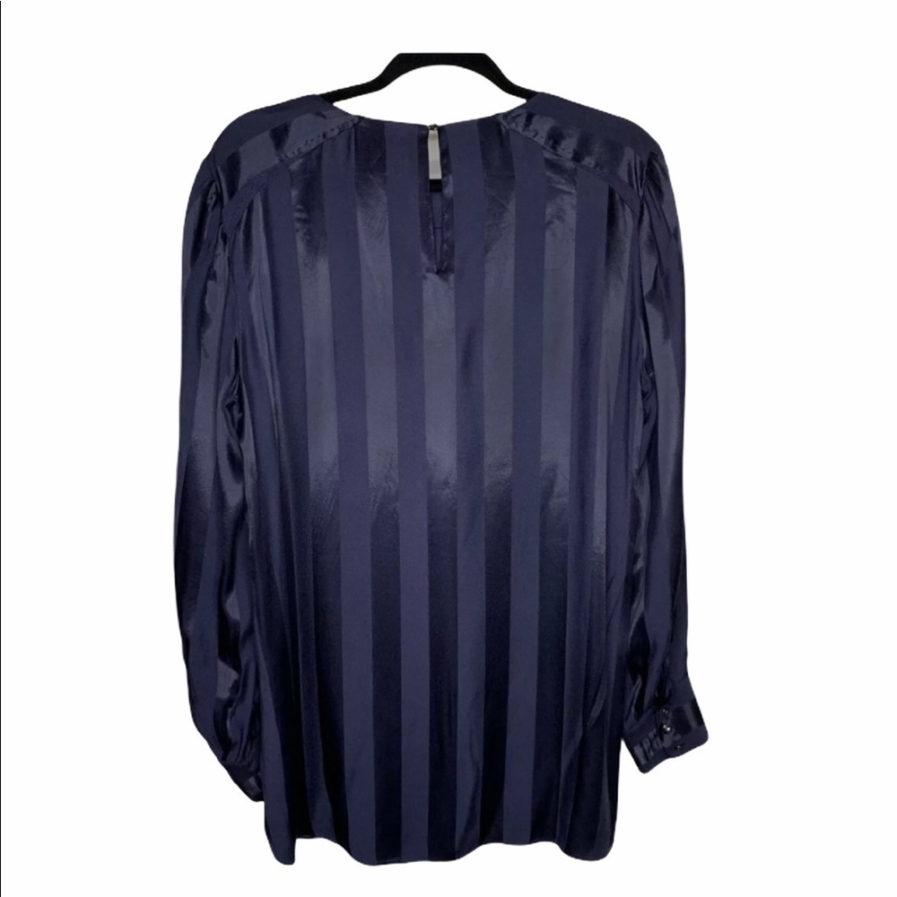 Cremieux Womens Blouse Size Large Navy Blue - Picture 6 of 6